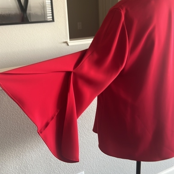 Beautiful Red Chico’s Blouse - Never Worn - Chico’s Size 1 / Medium - Picture 5 of 8